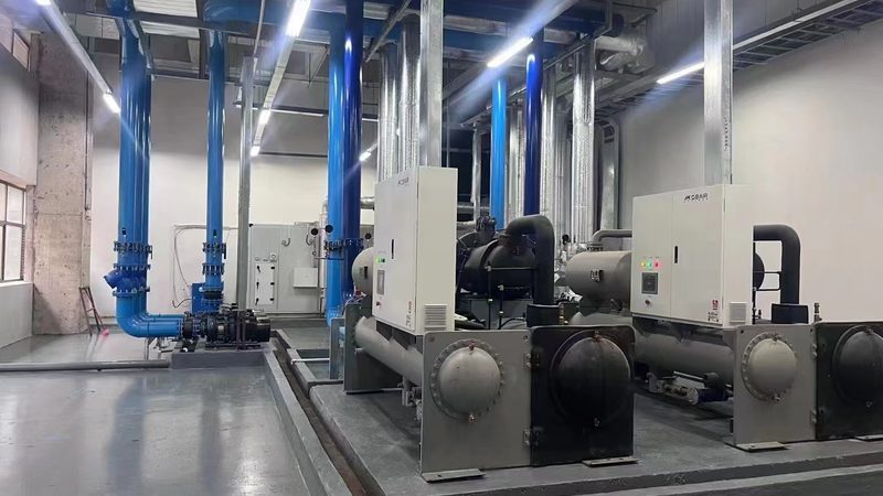 螺杆冷水机选型：关键参数与实际应用解析**